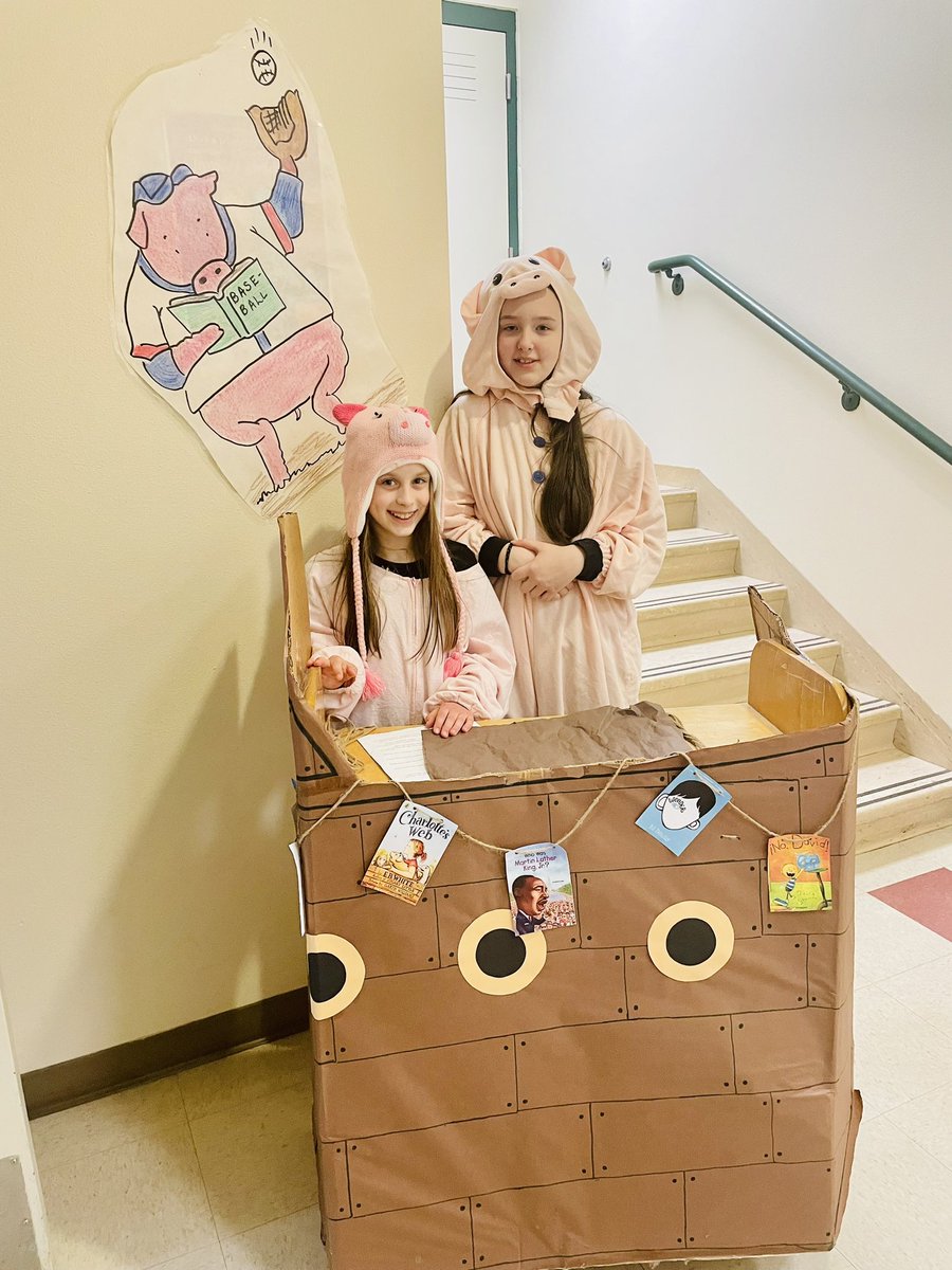 Bray4Ed's tweet photo. PIGOUT on Books!  We are having so much fun, and we can’t wait to see all our minutes on Friday!  Aaarrggg you reading everyday!!?? @PullmanSD @PullmanKES @PullmanHS @SESSuperstars @LMSprincipals https://t.co/2603KQIkfi
