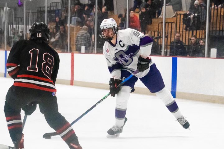 MNMooseNA3HL's tweet photo. The Tradesmen have Tendered Colin Comeau, Forward, from Onalaska HS. Welcome to the club Colin! @ColinComeau8 https://t.co/VHKoEsL8Xa