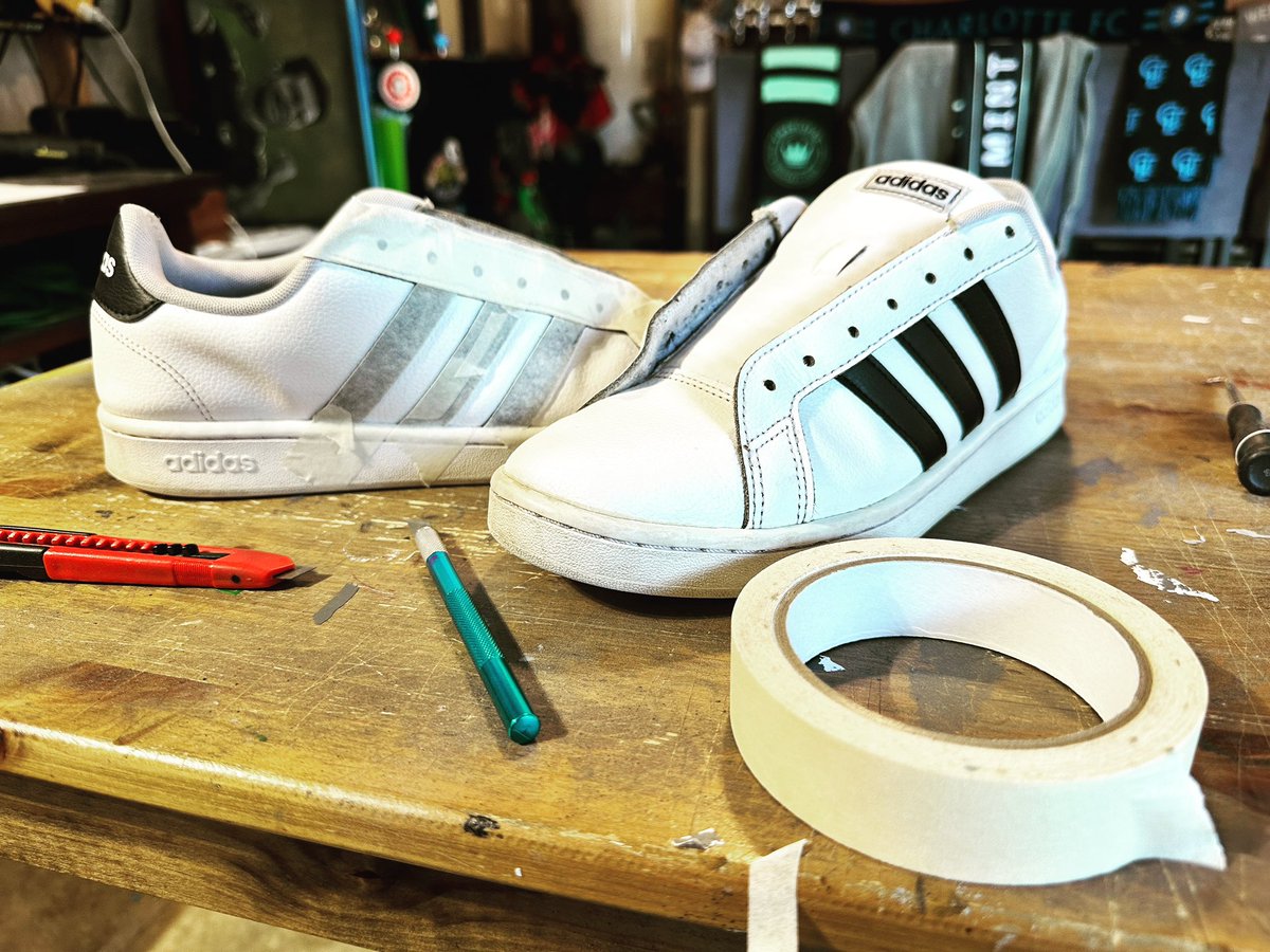 Back in the lab. #customizedshoes #kickstagram #leathershoes #customaf #painting #customsneaker #shoemaker #artist #hypebeast #leather #sneakersaddict #s #sneakeraddict #sneakerheads #vans #nikeshoes #shoeart #paintedshoes #sneakerart #customairforceones #airmax #explorepage