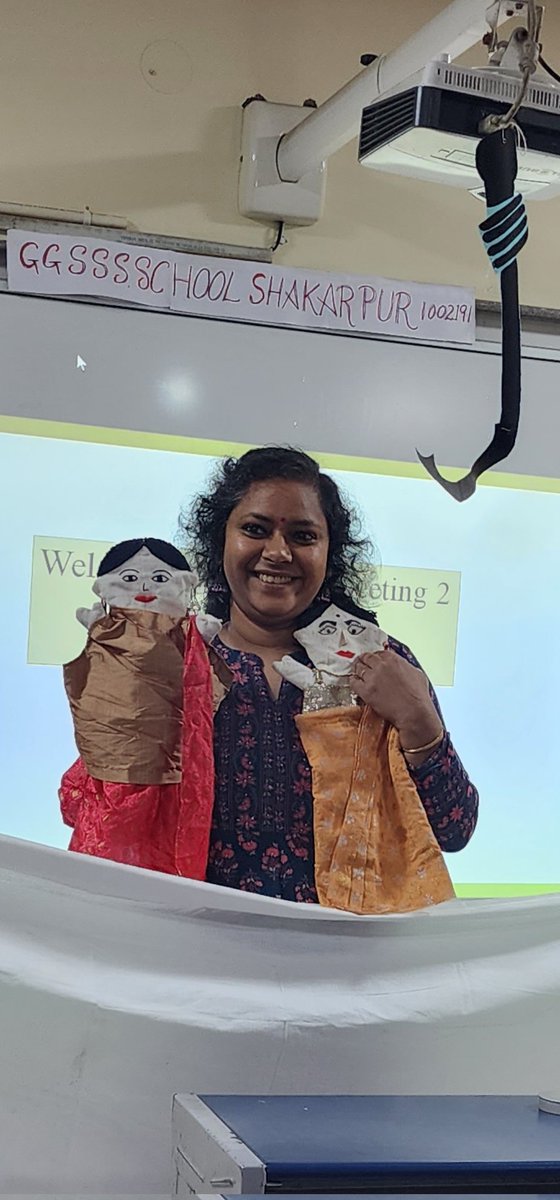 anjalisingh1701's tweet photo. That is what learning is. You suddenly understand something you have understood all your life, but in a new way- LIC 12 Art Meeting - 2
*Using Puppetry to explain The hook statregy
#pupperty #communicationmethod https://t.co/9pDNewQMXe