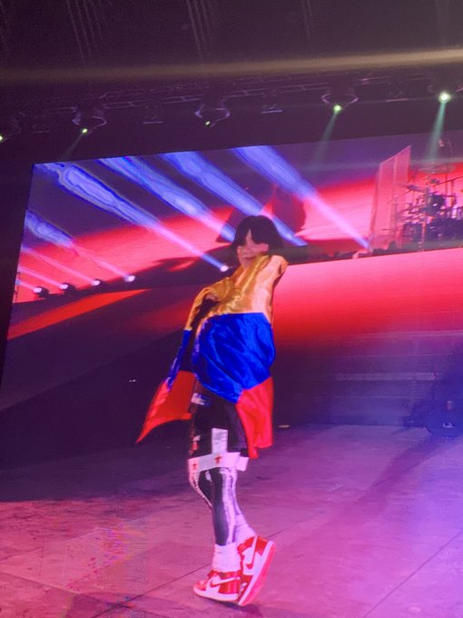 Me puse guapa para ver a @billieeilish  en el #FEP2023  😭❤️✨ https://t.co/poziZn3Z3V<a class="tags" href="/tag/billieeilish">@billieeilish</a><a href="/tag/fep2023"class="tags"><span>#fep2023</span></a>