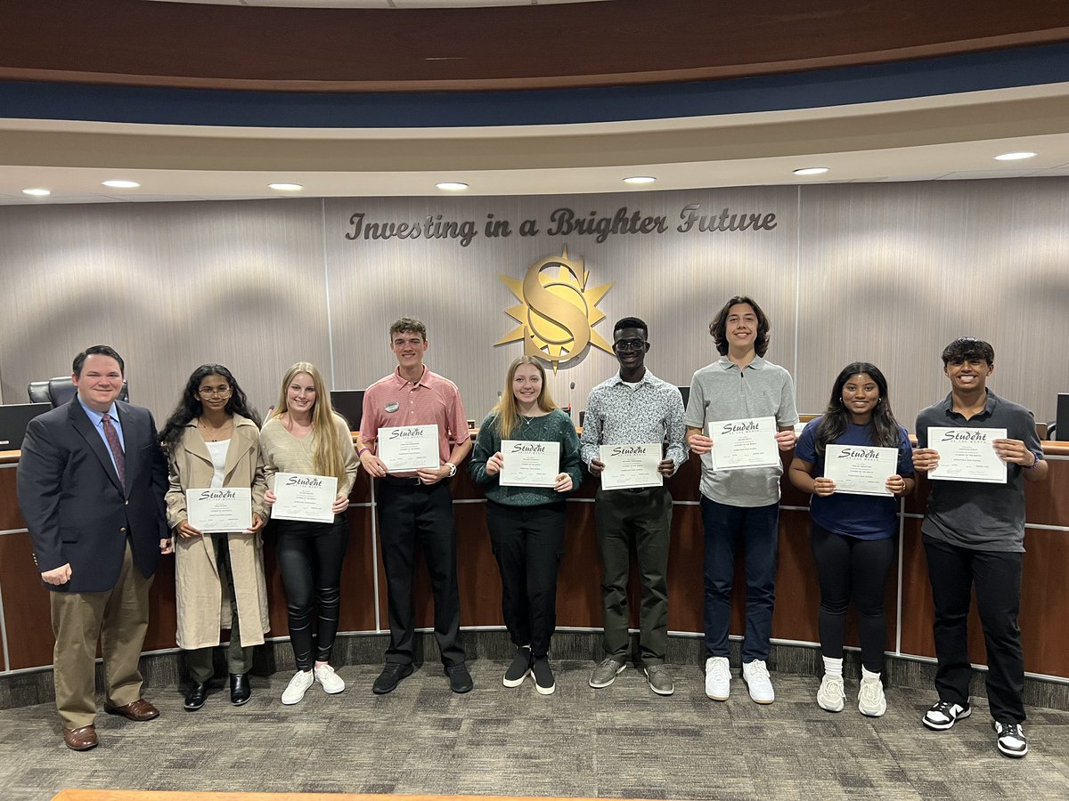 Recognized our @smslearns and @Sunnyvale_HS Students of the Month for their hard work and leadership on campus! @SunnyvaleISD #RaidersRise