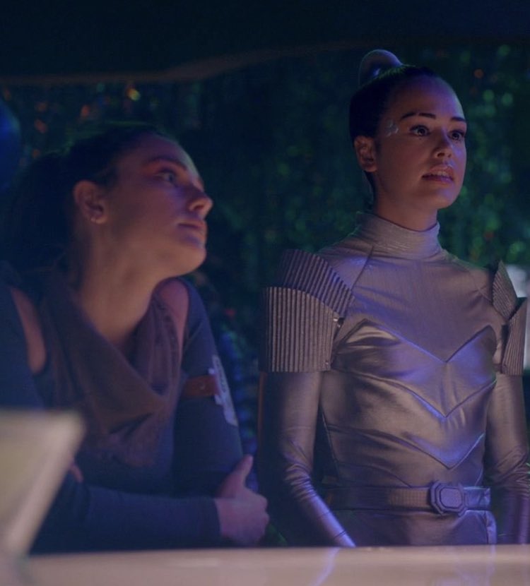 💭 (@thinkerhosies) on Twitter photo 