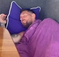 UlisesDavid__'s tweet image. Lo que hizo Messi para ganar el mundial 
//
Lo que hizo Marcos para ganar Gran Hermano

TENIAN UN PLAN