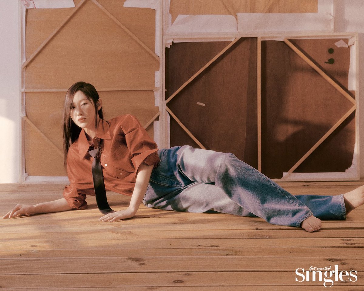 웹 드라마 <#잠만자는곳은아닙니다>의 호텔리어 ‘아이비’ 역을 맡은 배우 #조은서 와 함께한 #싱글즈4월호 화보를 공개합니다. 어떤 장르에도...