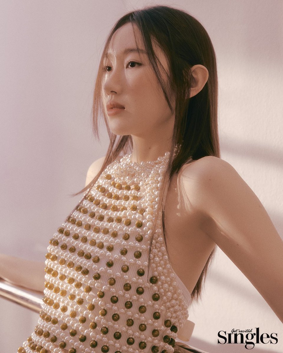 웹 드라마 <#잠만자는곳은아닙니다>의 호텔리어 ‘아이비’ 역을 맡은 배우 #조은서 와 함께한 #싱글즈4월호 화보를 공개합니다. 어떤 장르에도...