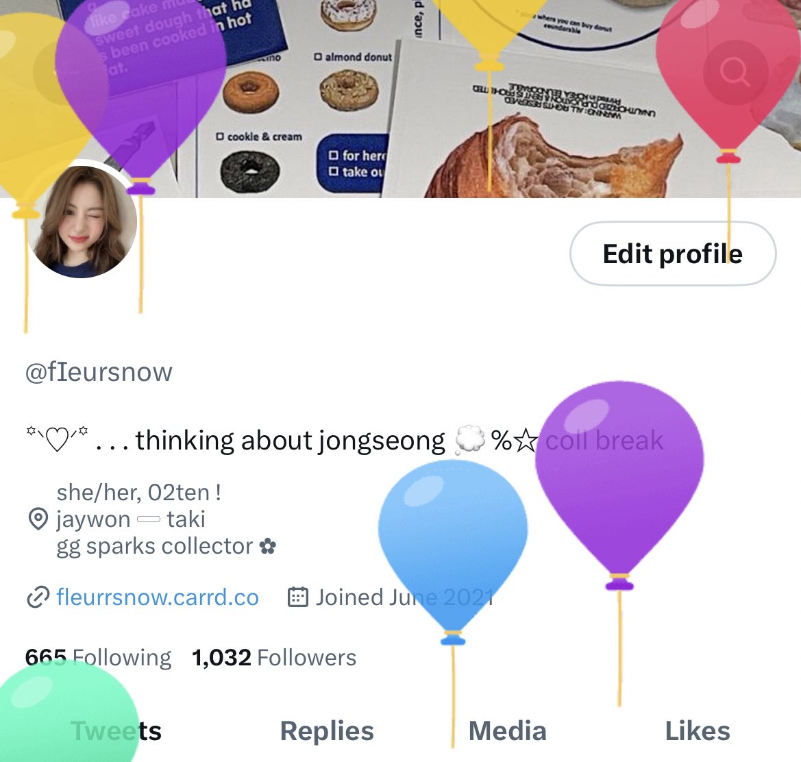 fIeursnow's tweet photo. birthday balloons ! 🫣🤍 https://t.co/2GItnZxR6N