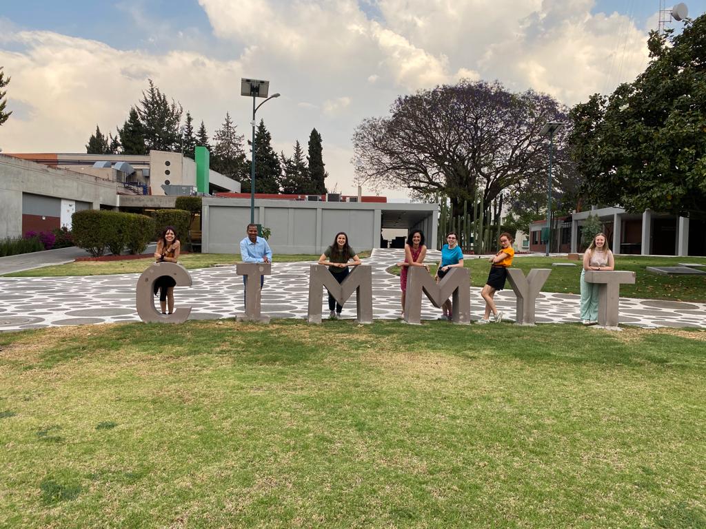 Really nice to be able to squeeze in a visit to @CIMMYT in El Batán during our trip to Mexico. We were made to feel very welcome and enjoyed exploring the facilities on offer and meeting some of the amazing people who work there 🌾