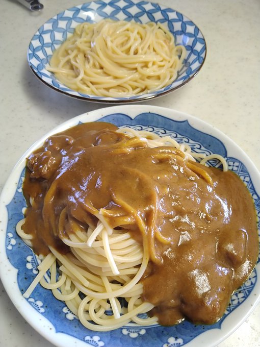 インディアンとカルボナーラ完成〜。 