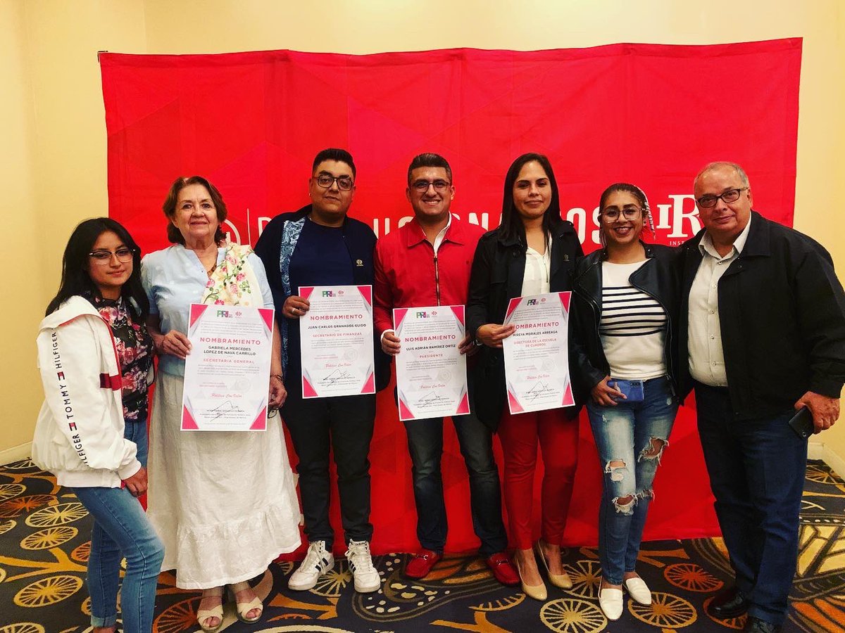 LuisAdrian_R's tweet photo. El viernes Pasado Recibimos de parte del Equipo del @IRHnacional  @IRH_Edomex los nombramientos que nos acreditan como la nueva dirigencia de la Filial en #Huixquilucan y de la cual tengo el privilegio de presidir. Agradezco todo el apoyo a @gzamacona … https://t.co/FfZnSbI0i7