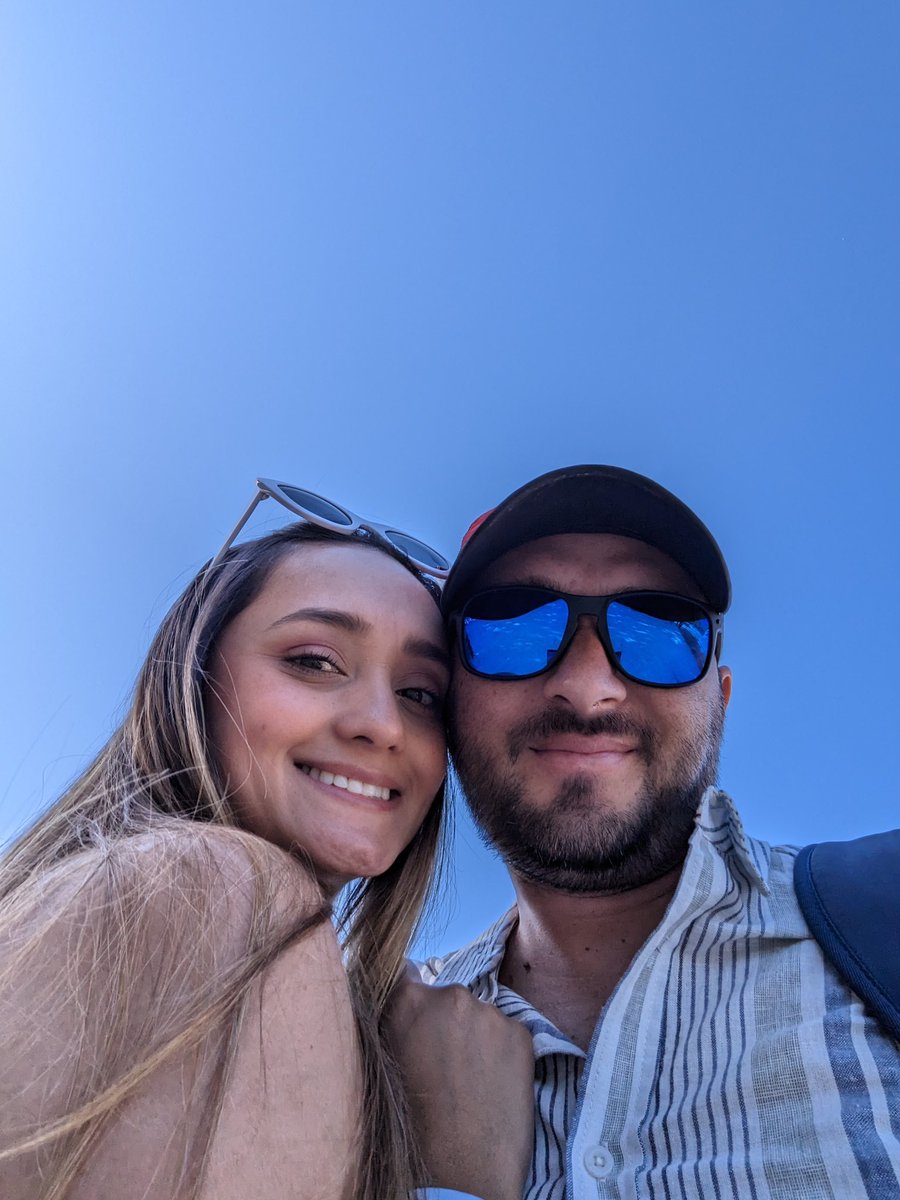 vanerono's tweet photo. Cuando revives momentos y te sale una sonrisa…el amor en fotos!! 💓💖 https://t.co/ZBZhKIumcR