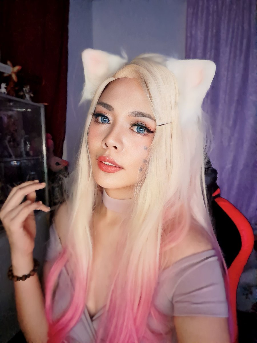 moonStar000001's tweet photo. Did a closet cosplay of kda ahri.
Hope you like it loves.
#KDA #kdaisback #LeagueOfLegends #League_of_Legends #leagueoflegendsahri #ahricosplay https://t.co/zkfA5TllBQ