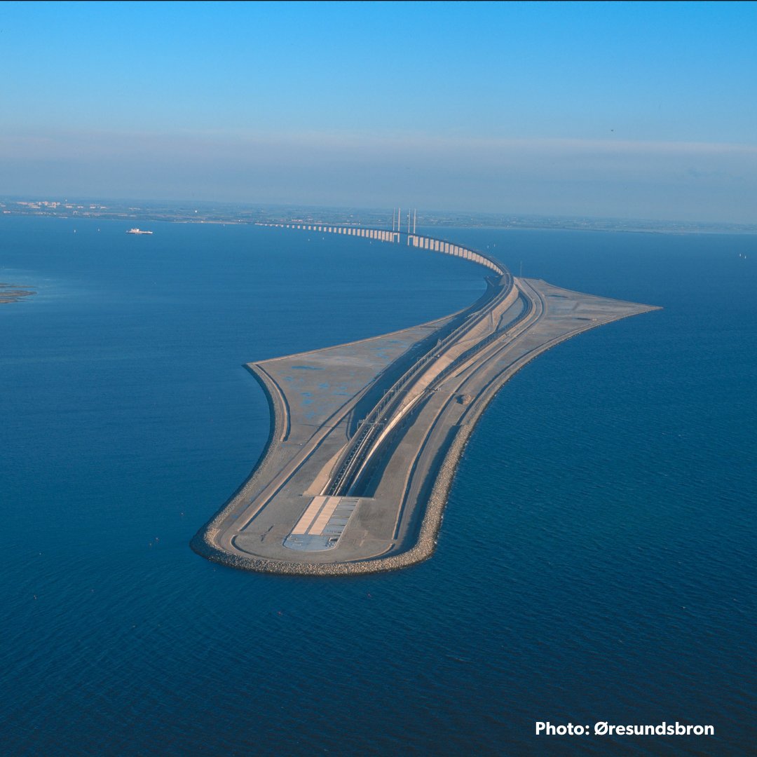 The iconic Øresund Bridge not only unites Denmark and Sweden but also showcases Nordic innovation at its best! The bridge has its own solar panels &amp; more is being built this spring. The energy from solar panels will then cover half of the bridge's total electricity consumption🌿