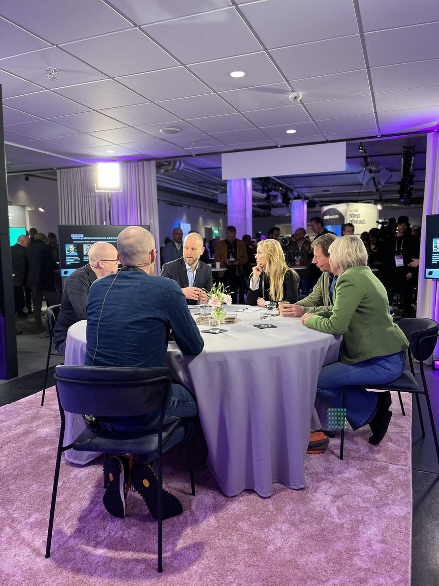 ⛔️ ”Byggföretagens medlemmar accepterar inte medvetet fusk av företag vars affärsidé är att runda lagar och regler. Det ska vara ordning och reda i alla led.”

Nu dags för <a href="/ClaesThunblad/">Claes Thunblad</a> att lyfta <a href="/byggforetagen/">Byggföretagen</a> åtgärder mot arbetslivskriminalitet.

#constrictionsummit