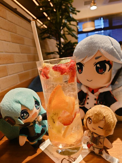 旅疲れのリセットにフルーツ🍓🍍🍋🫐🍊.*゜シロップはミラベル ビタミンは大事よ🎶とMEIKOさんがおっしゃってるみたいね