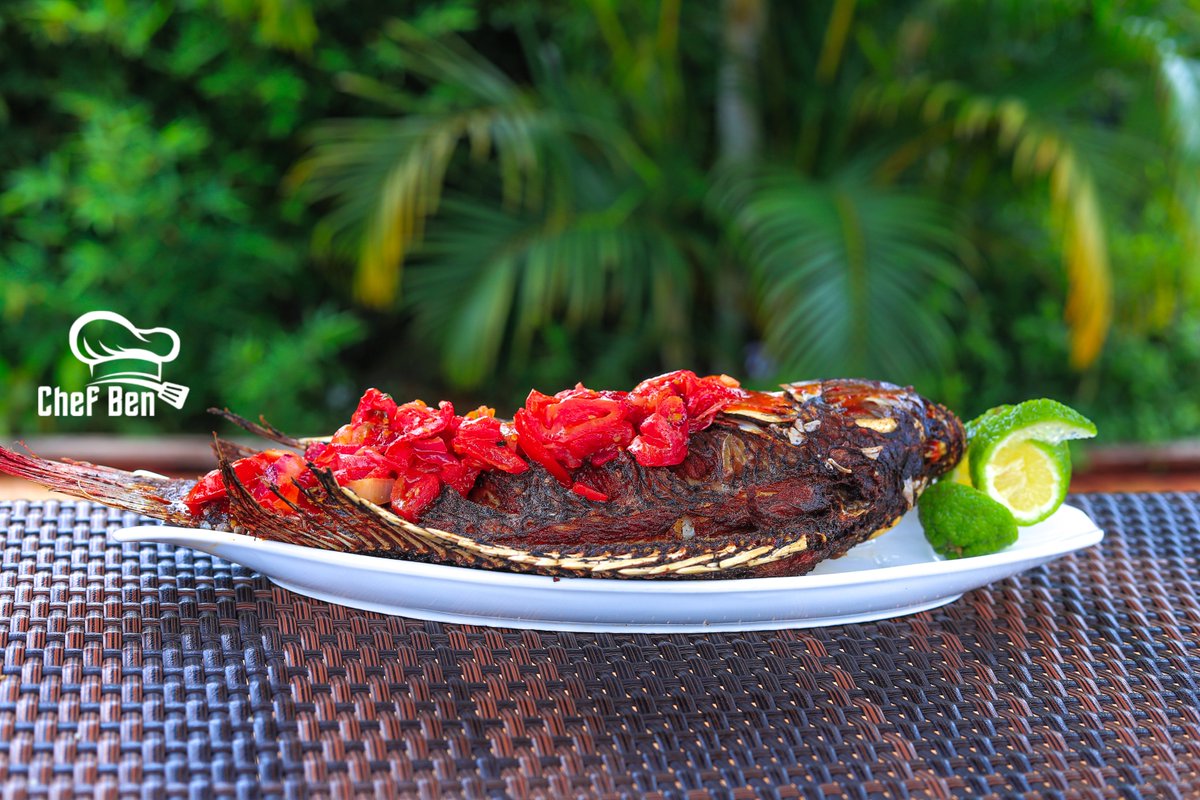 ChefBen_34's tweet photo. Fish is calling π...........
Who is ready to answer.
You should taste this yummy fish.
Call 0704746981 to order for fish.
#chefben #kubaegiikonechefben #thefoodandthesmoke #yummyfish #fooddiaries #letseat #foodporn #fishloverπ https://t.co/yRqdaNGxvv