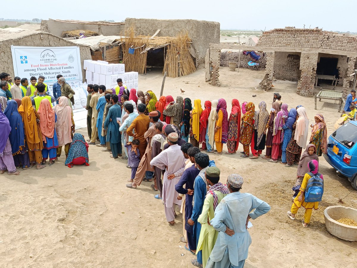 CSP_Pak's tweet image. Reaching out Flood affected families in Sindh and facilitated most affected households along with #Kashmir Fund DK, #CSP hosted a ration drive in Shikarpur.
This Ramadan, donate your Zakat and Sadqah for those who are waiting for it';
URL: csppk.org
