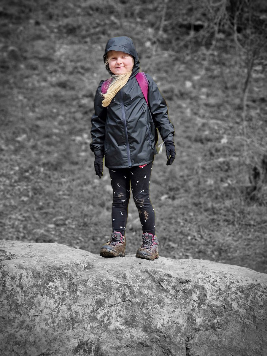 keegan_becky's tweet image. @MissFlynnMLP summer wanted to show you she made it to the top of Thorpe in dovedale/peak district 
Her determination to get to the top was amazing 🥰#weekendwalks