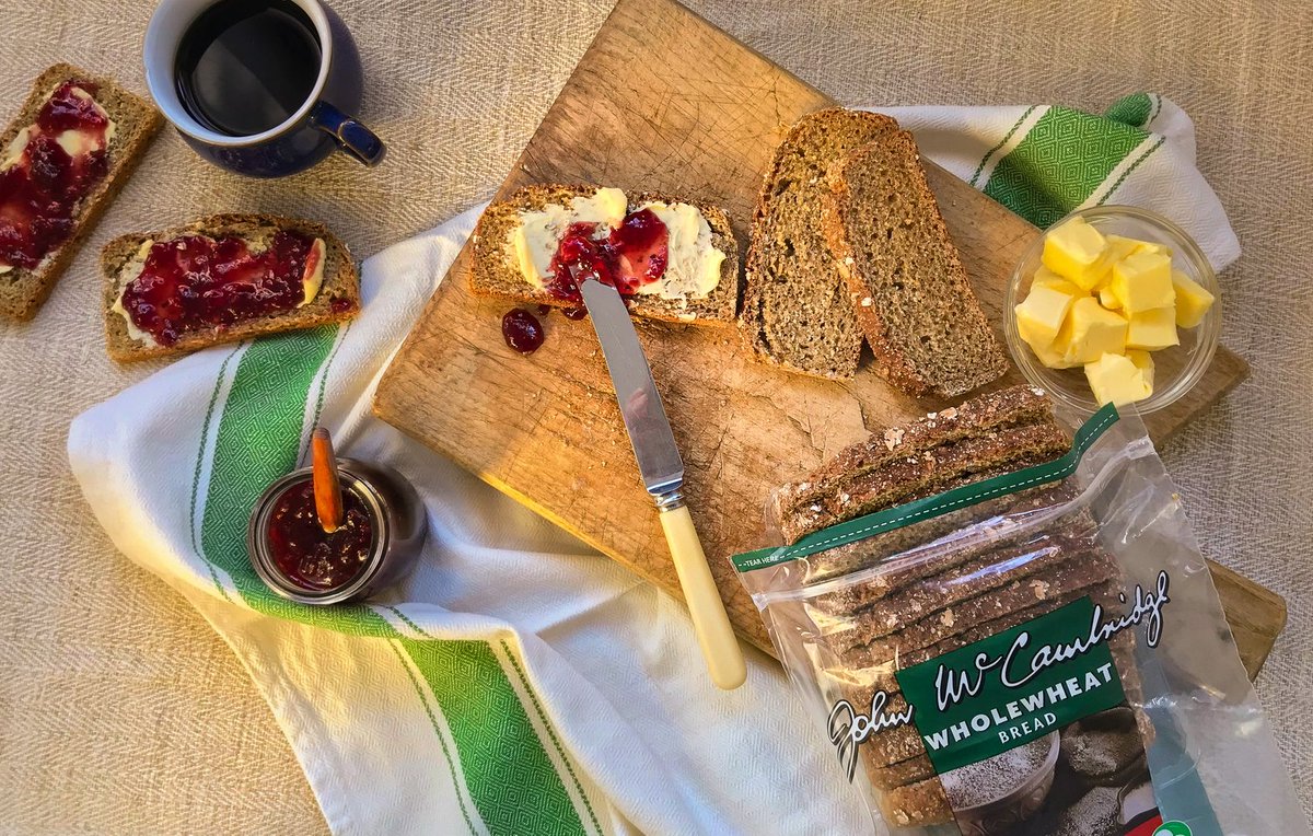 McCambridge1945's tweet image. You can’t beat our McCambridge bread with lashings of butter and your favourite jam. Ideal for lunch or even just a snack if you are hungry!
What jam would you put on yours? 🤔 🍞

#breadandjam #lunchtime #snacktime
