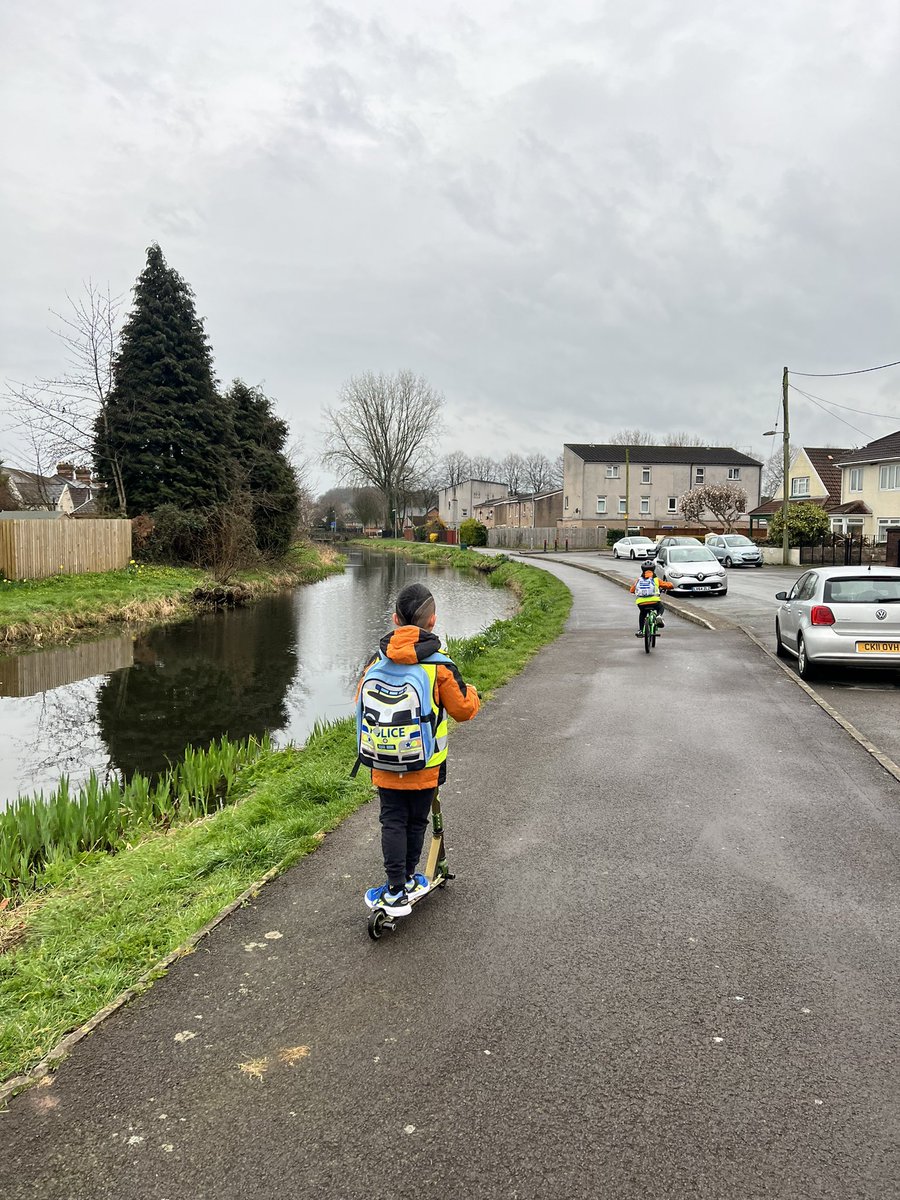 emorges's tweet image. The boys couldn’t wait to take part in the 'Big Walk and Wheel' 🚲🛴 #BigWalkAndWheel @YGCwmbran