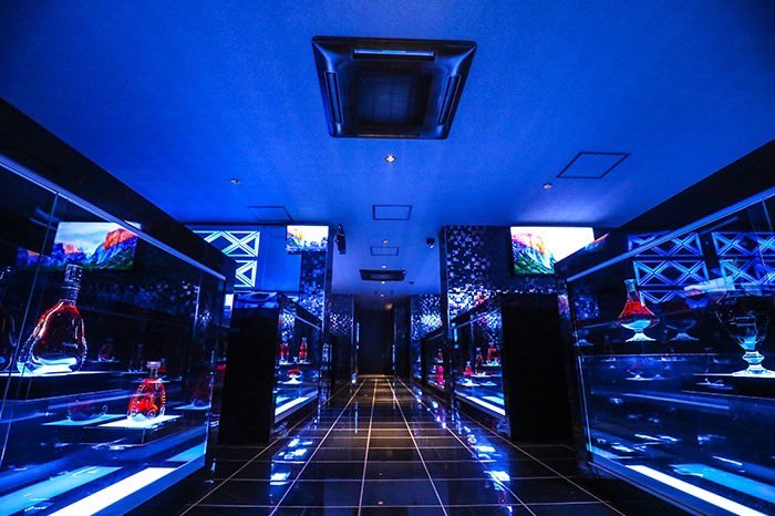 1000万Player多数在籍
ゴージャス感漂う店内
経験者、未経験の方大募集！！

些細な事でもご連絡お待ちしてます！
DM24時間受付中
 #ホスト
 #LEGENDA
 #キャスト大募集
 #ミナミ