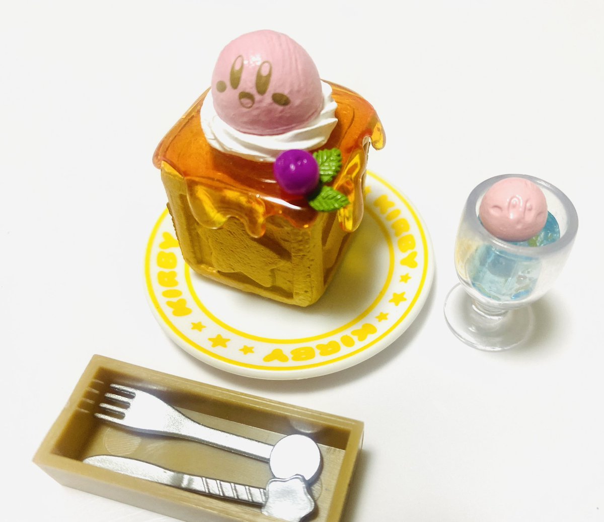kowake1's tweet photo. 買いました。
ハニートースト。かわいい。
#カービィ #カービィ好きさんと繋がりたい #Kirby https://t.co/RfjOaWK3cI