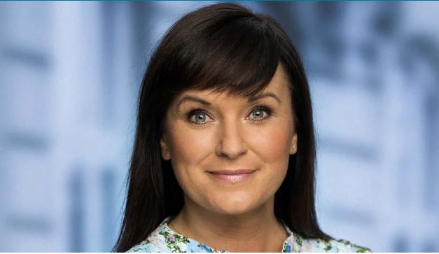 Sundhedspolitisk Tidsskrift (@sundhedspolitik) on Twitter photo "Længere lys på, så vi kan få sat gang i nogle grundlæggende, men nødvendige forandringer," ifølge <a href="/sophieloehde/">Sophie Løhde</a> #strukturkommision #dksund #dkpol sundhedspolitisktidsskrift.dk/nyheder/sundhe… "Længere lys på, så vi kan få sat gang i nogle grundlæggende, men nødvendige forandringer," ifølge <a href="/sophieloehde/">Sophie Løhde</a> #strukturkommision #dksund #dkpol sundhedspolitisktidsskrift.dk/nyheder/sundhe…