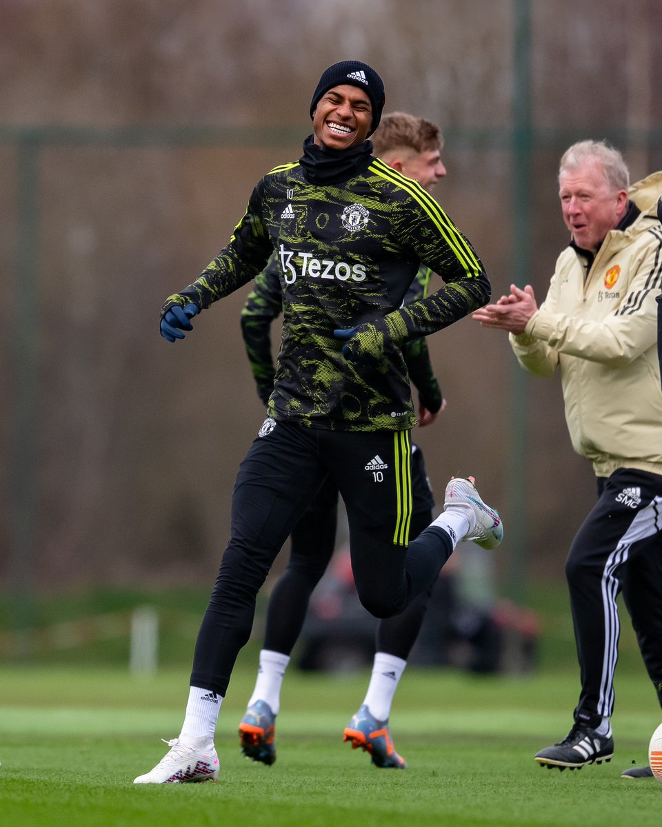 centredevils's tweet image. 🚨🌕| PSG offered Marcus Rashford a wage of OVER £400,000 per week last summer, but he chose to stay at #mufc. [@TheAthleticFC]