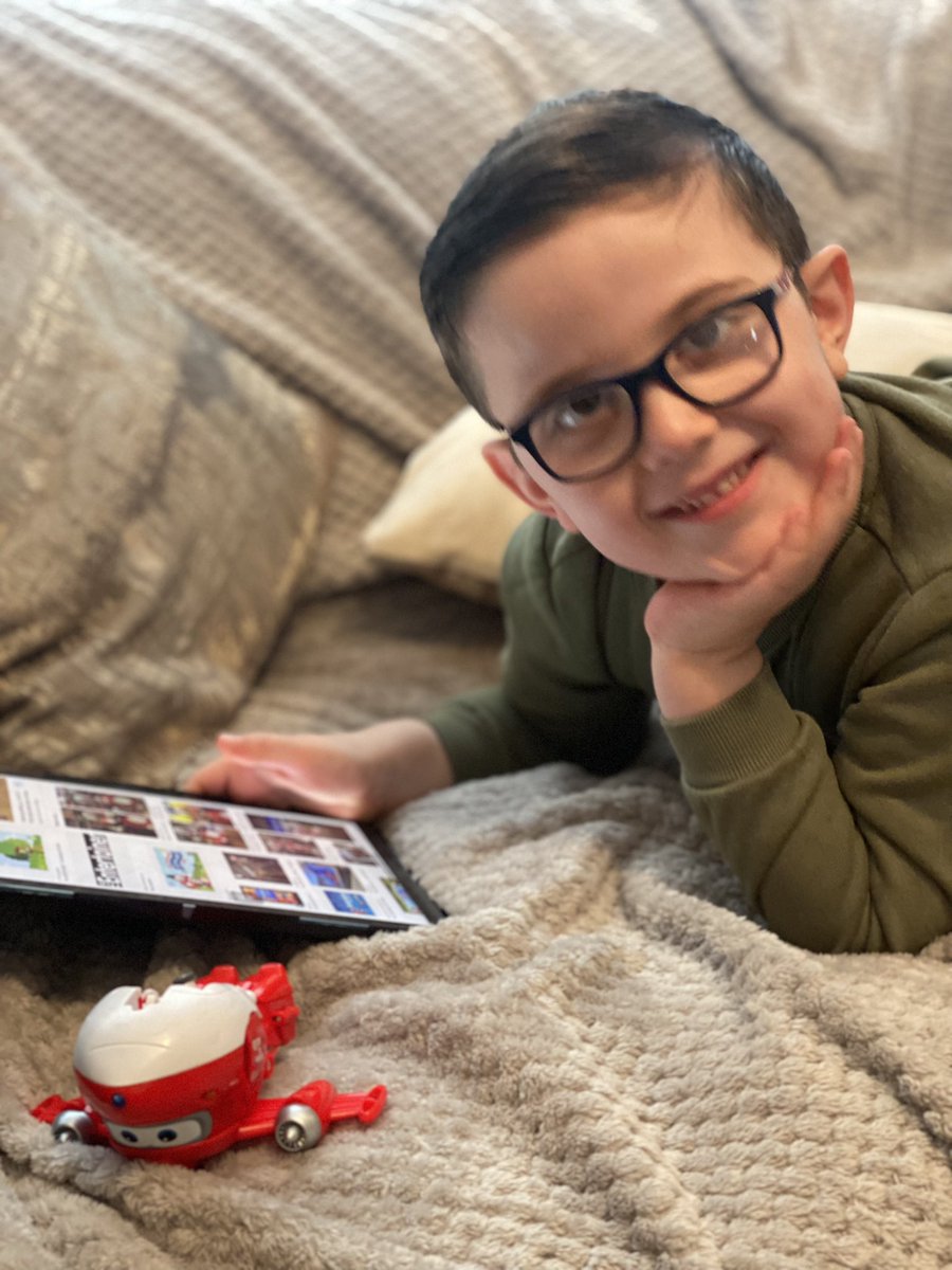 jaxons_chance's tweet image. Pysio all done for this morning, quick 10 min rest then off to orthotics to pick up his new piedro boots then off to school, busy morning for this guy today #pysio #physicaltherapy #therapy #orthotics #orthoticshoes #busyday #tuesdayvibes #tuesday