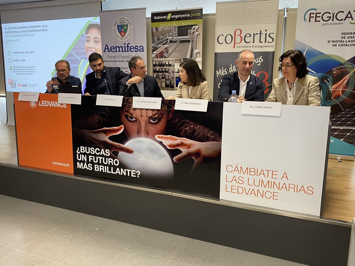 Continua l’acte amb la taula rodona conformada per experts del sector de les energies renovables