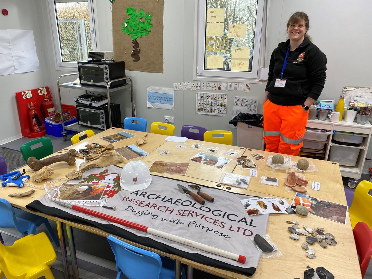 A couple of weeks ago, our team was delighted to visit Taddington and Priestcliffe School to run an activity for their Careers in Science Fair!

#Archaeology #archaeologyuk #archaeologicalfinds #archaeologists #careersinarchaeology #careersinscience
