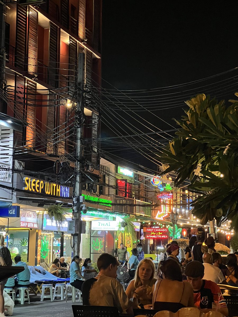 backpacklife's tweet photo. Back in Bangkok #backpacking https://t.co/kv0nk7ePi2
