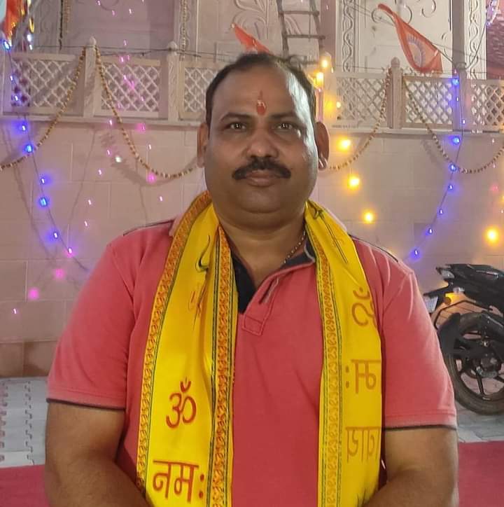 ABVPPILIBHIT26's tweet photo. प्रदेश विस्तारक प्रमुख बड़े भाई श्री Alankar Sharma  जी भाईसाहब को जन्मदिवस की बहुत बहुत बधाई और हार्दिक शुभकामनाएं।
आप हमेशा स्वस्थ रहें,मस्त रहें ऐसी मेरी प्रभु बांके बिहारी जी से प्रार्थना है। @Alankarsharma8 https://t.co/NE37OK5ziz