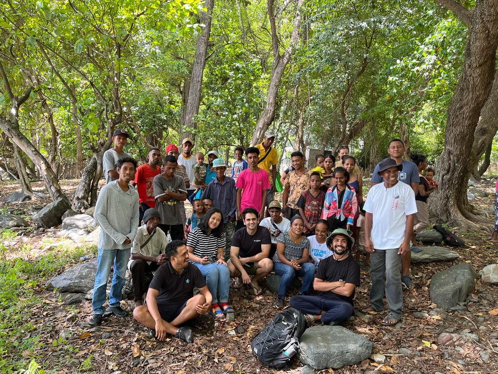 nick_pld's tweet photo. Today we are in Timor-Leste with @indahyudhana and the local BV team, discussing LMMAs with the community of Lian-lidu - great to hear the fishers talking about their plans for community-led fisheries management https://t.co/gQPpAqW1aP