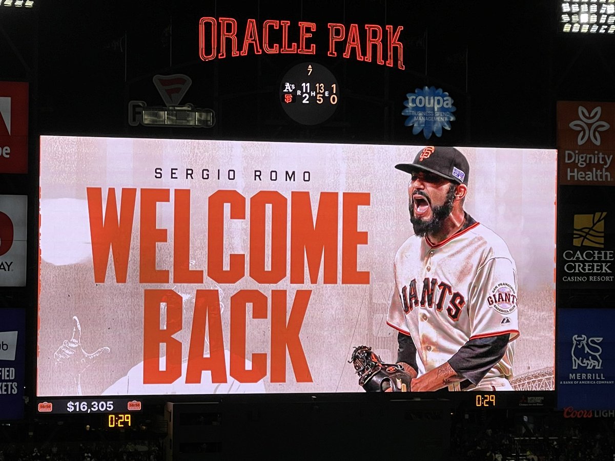 wtbates's tweet image. Thanks, @SergioRomo54!!!!! #SFGiants #OraclePark #NothingLikeIt