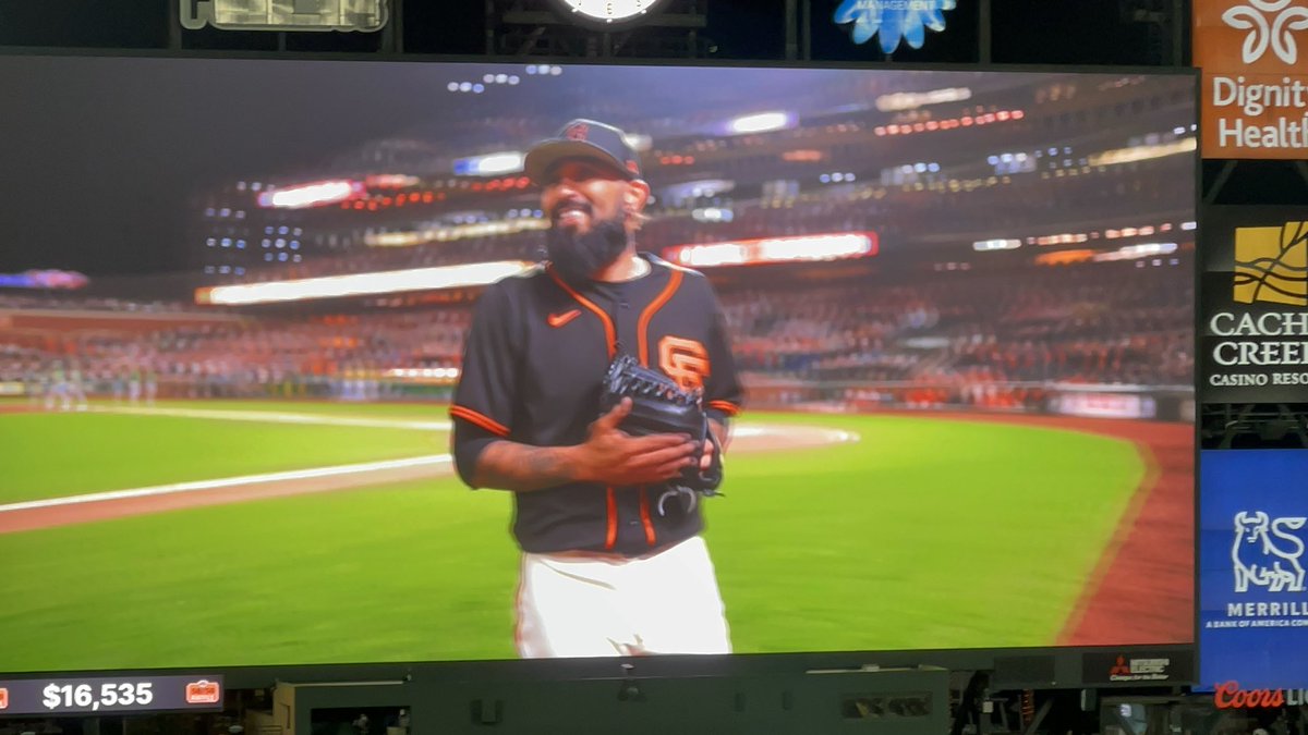 wtbates's tweet image. Thanks, @SergioRomo54!!!!! #SFGiants #OraclePark #NothingLikeIt