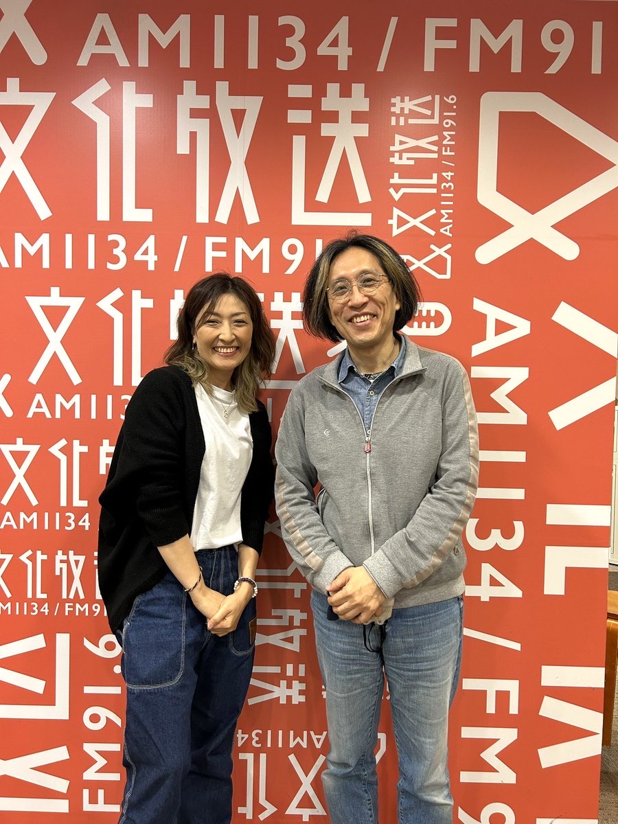 久々のハピリーくらしっくを未明の2時過ぎから中央道→首都高走りながら🚚
最後の宮川センセ選曲のキャラバンの到着。
昔、車のCMで聞いてから20年前にサントラ買ったなぁ
「ロシュフォールの恋人たち~リマスター完全版」オリジナル・サウンドトラック https://t.co/wqkYRsTQSD
@tamamisa #くにまる