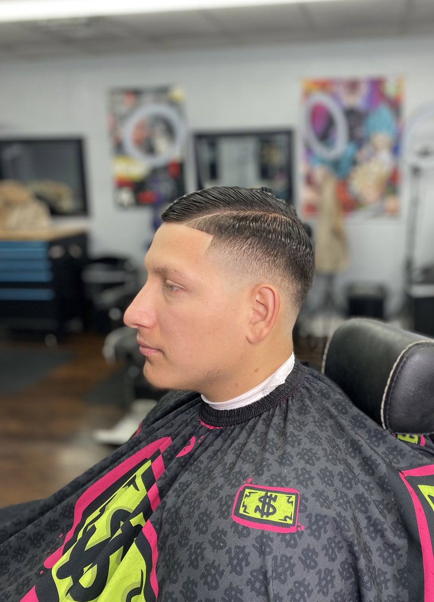 SavagEd361's tweet photo. #Barber #CCTX #RichFades https://t.co/5cI8dYPxIF