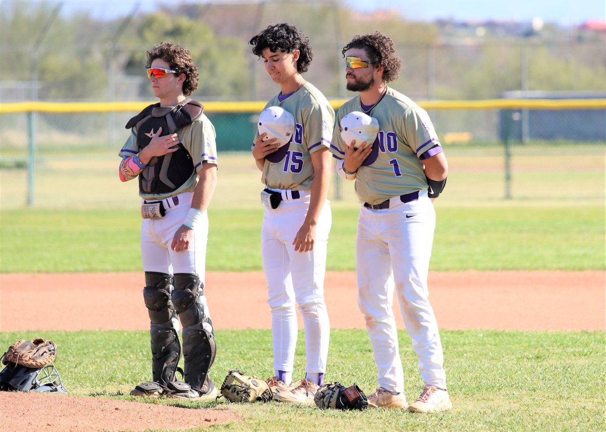 Sabino <a href="/sabinobatcats/">Sabino Baseball</a> stays in the hunt in the 3A South with big win over Thatcher allsportstucson.com/2023/03/27/sab…