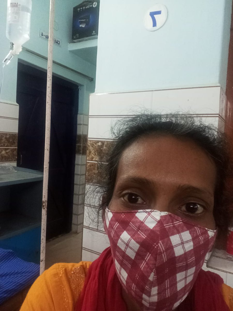 agrimasrivast03's tweet image. आप सभी के सहयोग से हम @MalatiReddy1 का इलाज कराने में सफल हुए है वो महिला जो करीबन 2 साल से यूटरस कैंसर की बीमारी से पीड़ित थी। आप सभी का बहुत बहुत आभार ऐसे ही आगे मदद करते रहे।
#Unityforchange.
@versha5555 @Megha_singh_03 @AMITABHTHAKUR21 @avi_tiwari_SNEH @sonalgoelias