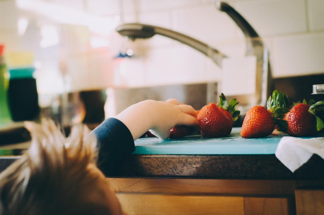 ShellieRN's tweet photo. Lots of great ways to start cooking with the kids:https://t.co/yiMuYx3f9s https://t.co/LIpsE3fkIY