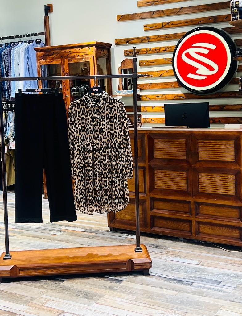 bajabiri's tweet image. Mara Paap... @KamalaHarris katinga #StreetSoul na #JustFit....

Jamani @usembassytz fanyeni kitu basiiiii....
#EverythingIsPossible