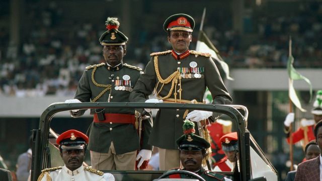 ronuspirit's tweet photo. This is why Buhari had to take over Government in 1983.
…Nigerians were in great destitute, harsh economic conditions until a “hero, knight in shining armor” came to save them…

CHECK THREAD https://t.co/cxpm4q84Sd