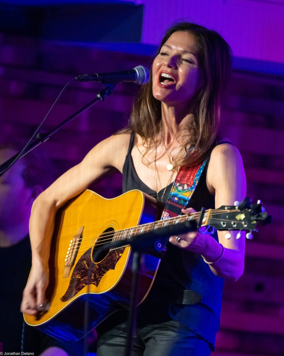 Great show by the great <a href="/JillHennessy/">Jill Hennessy</a> Sunday night at NYCs <a href="/CityWineryNYC/">City Winery</a> Loft. <a href="/MichaelLeonhart/">Michael Leonhart</a> #ToddCaldwell #KennyShaw #ScottMartin #TonyTino Photos:<a href="/photogjon/">Jonathan Delano</a>