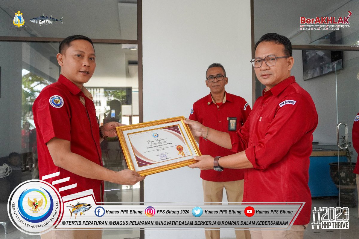 Humas_PpsBitung's tweet photo. Pada Apel kali ini juga diserahkan piagam penghargaan kepada PPS Bitung sebagai Pelabuhan Perikanan Terbaik dalam Persiapan dan Keaktifan Pelaksanaan Penarikan PNBP Pascaproduksi
@adycandr @djpt_kkp @kkpgoid https://t.co/htEuTh5H7M