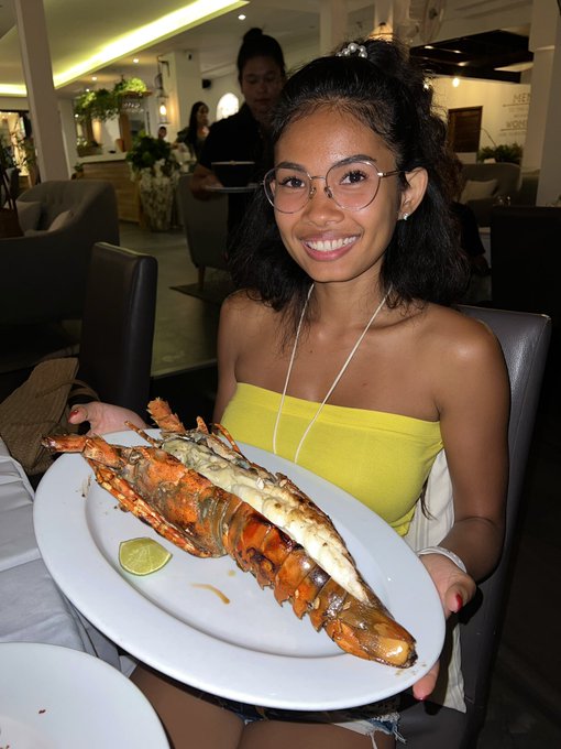 TW Pornstars Manirat_42 Top 1 🌴. Pictures and videos from Twitter