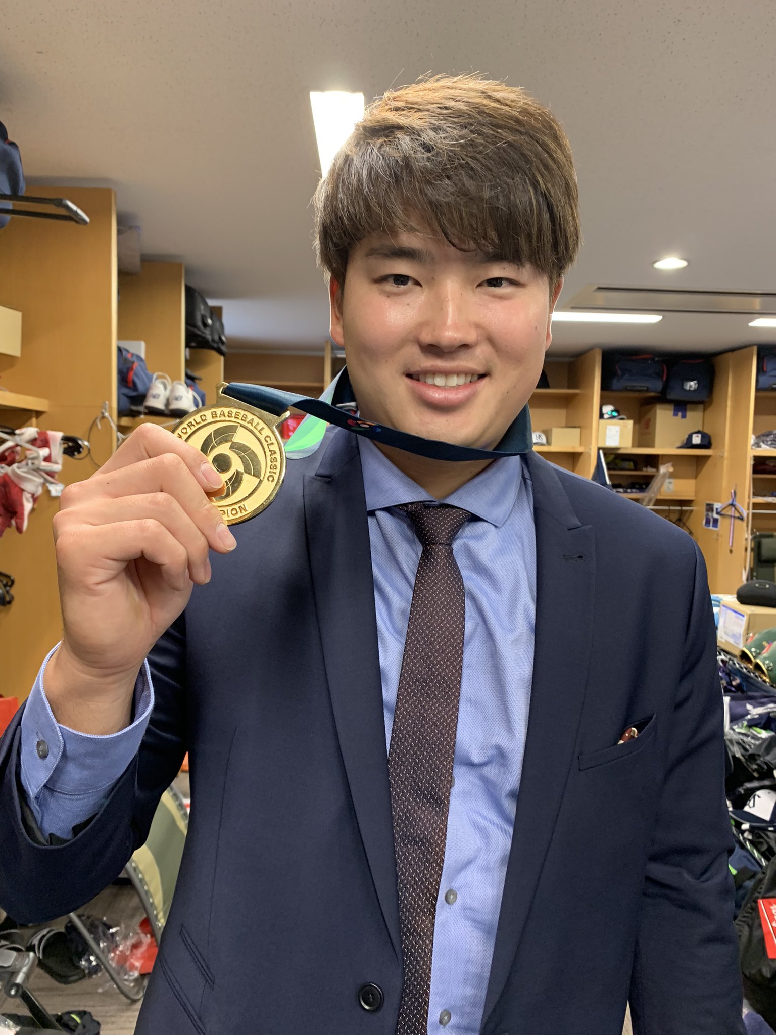 大人気 東京ヤクルトスワローズ WBC 1978年V1達成記念ネクタイピン