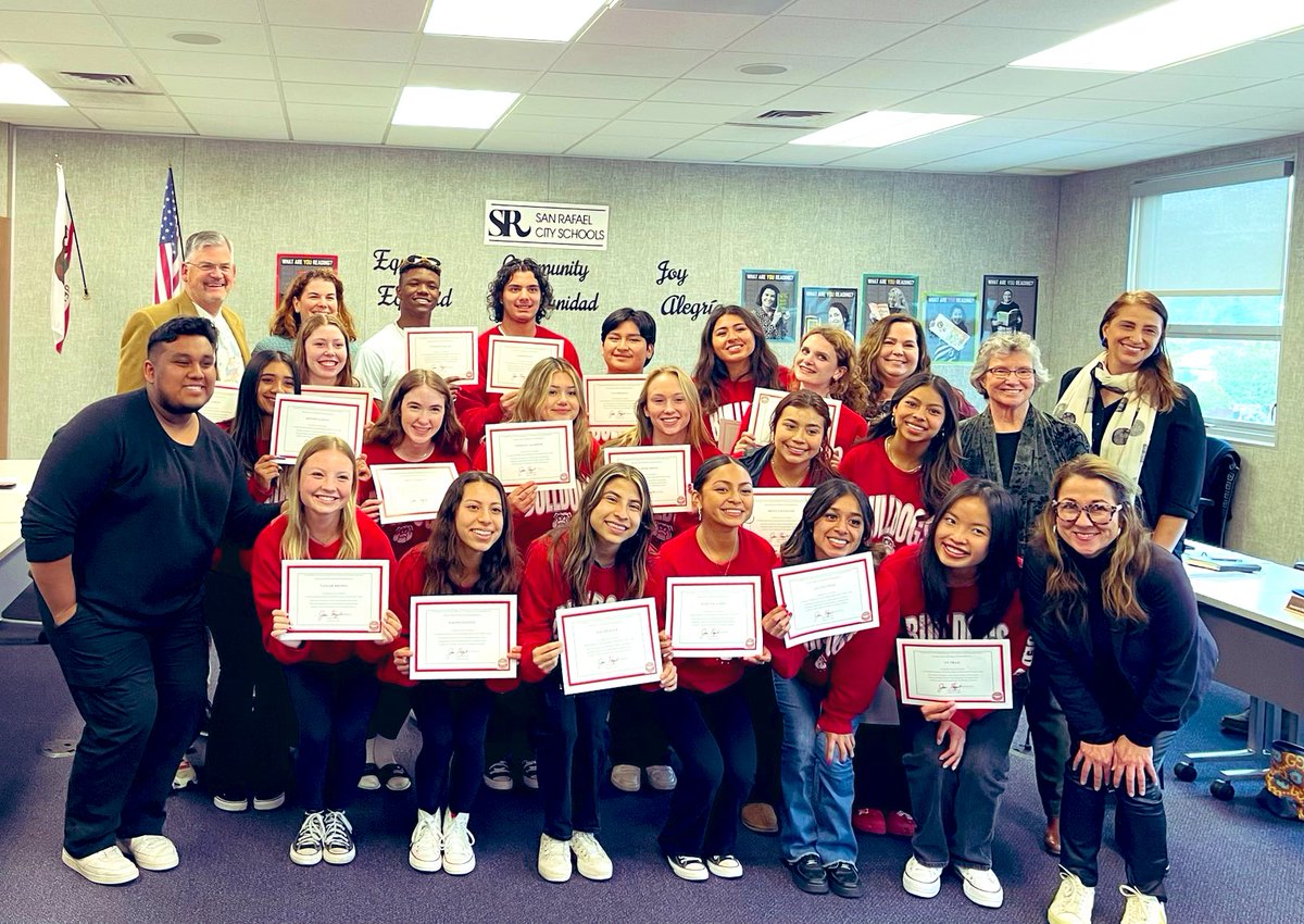❗️National Champions❗️

Today the <a href="/SRCSSchools/">San Rafael City Schools</a> Board of Education honored the <a href="/sanrafaelcheer/">San Rafael Cheer</a> 📣 team on their FIRST 🥇 PLACE finish at the <a href="/usacheer/">USA Cheer</a> Nationals in the Varsity Coed Advanced Nontumbling Division

This was SO special for them❗️

<a href="/westcoastpreps_/">West Coast Preps</a> <a href="/marinij_sports/">Marin IJ Sports</a>