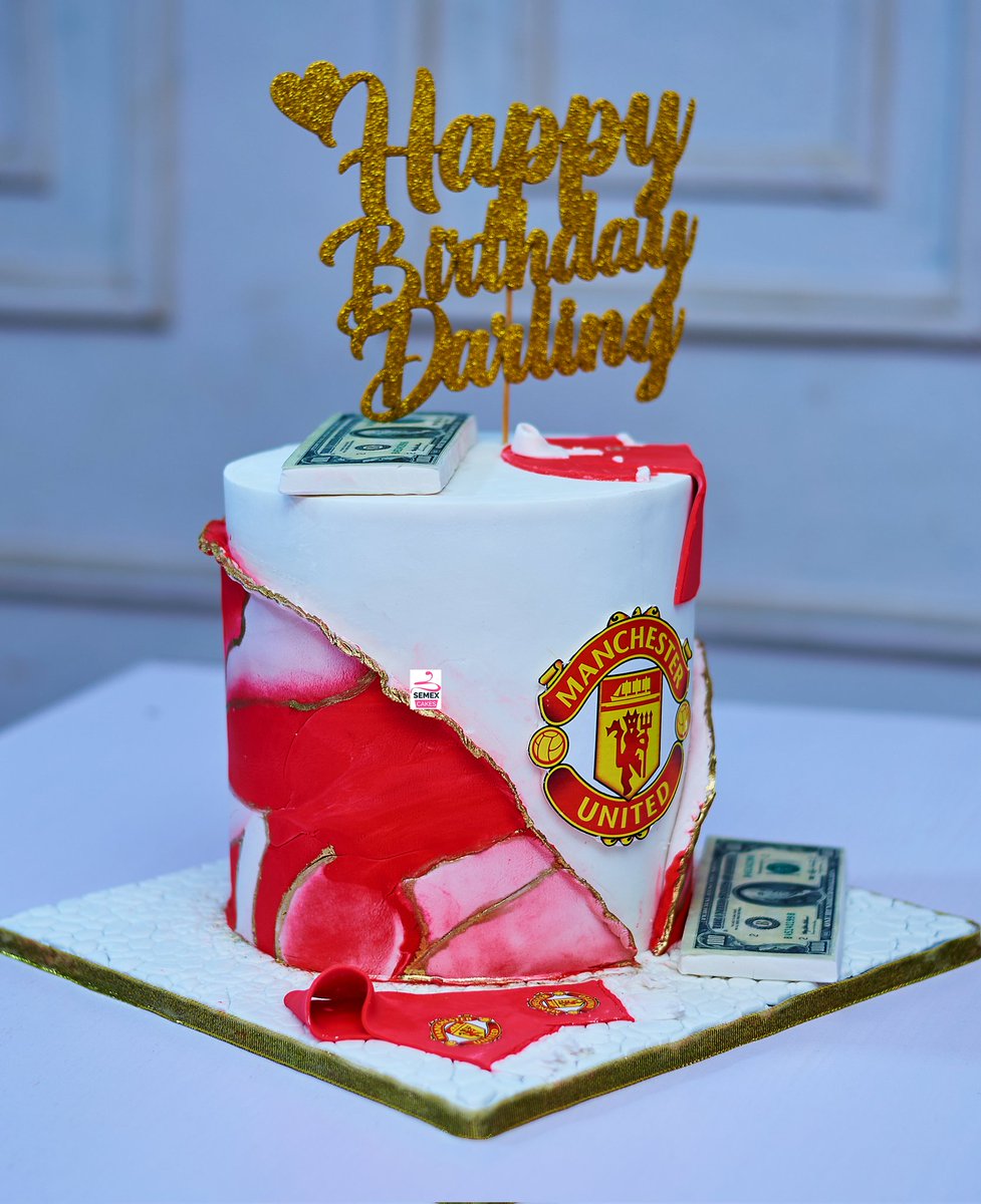 I_am_semex's tweet photo. If you're a proud Manchester United football fans, Hit ❤️ to show some love .

It's a Manchester United themed Cake.

#Manchester #manchesterunited #manchesterunitedcake #ManUcake #Manchesterunitedcakes #Semexcakes #semexcakes2023 https://t.co/eJM5wimuFQ