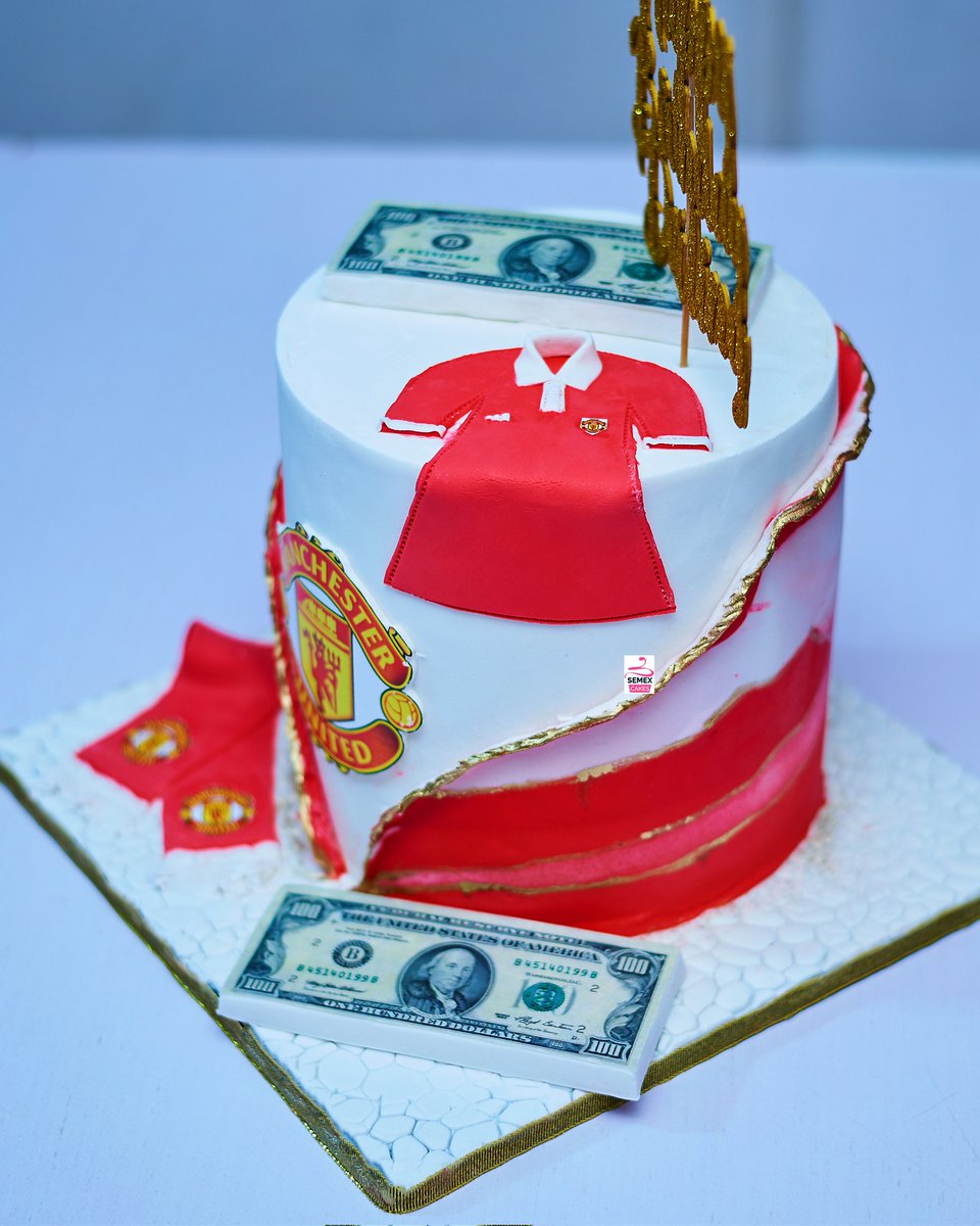 I_am_semex's tweet photo. If you're a proud Manchester United football fans, Hit ❤️ to show some love .

It's a Manchester United themed Cake.

#Manchester #manchesterunited #manchesterunitedcake #ManUcake #Manchesterunitedcakes #Semexcakes #semexcakes2023 https://t.co/eJM5wimuFQ